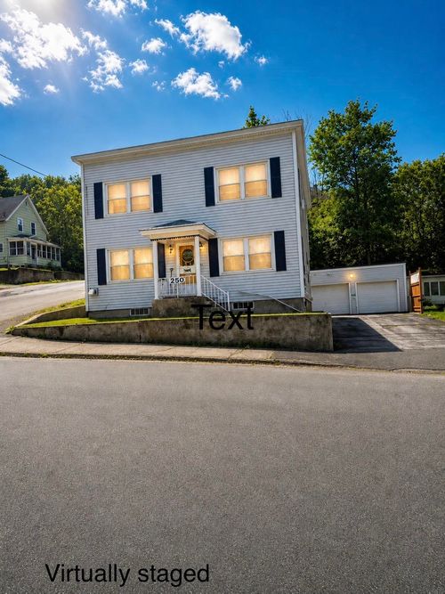 250 E Mason Street, Berlin, NH, 03570 | Card Image