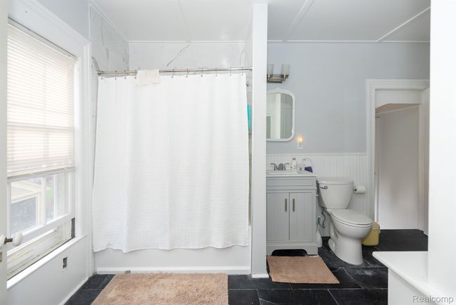 117 Bradley St, House other with 4 bedrooms, 3 bathrooms and null parking in Romeo MI | Image 35