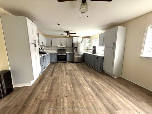 main-26 Bruce Street, Brantford, ON, N3R1E2 | Card Image