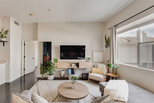 apt-1f-3025 Bryan St, Dallas, TX, 75204-6175 | Card Image