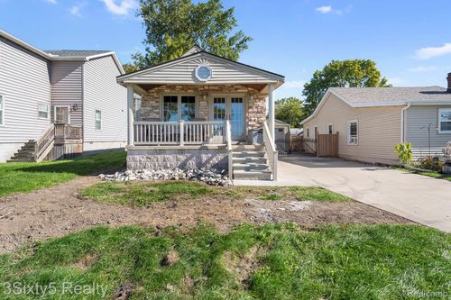 5641 Grandview Dr, Newport, MI, 48166-9677 | Card Image