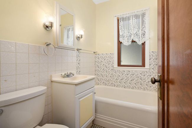 4223 Nokomis Ave, House other with 3 bedrooms, 1 bathrooms and null parking in Minneapolis MN | Image 14