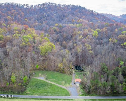 928 Millers Bluff Rd, Surgoinsville, TN, 37873-5415 | Card Image