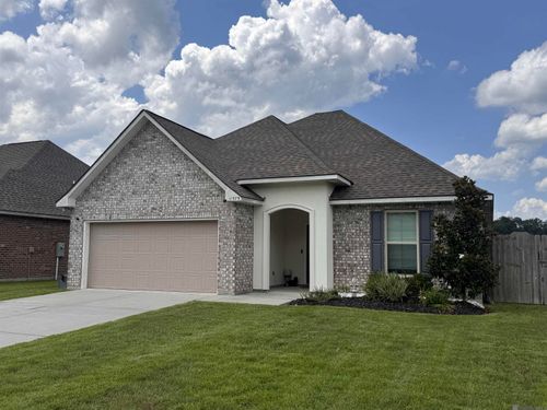 11579 Water View Ave, Denham Springs, LA, 70726-7068 | Card Image