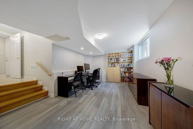 23 Michael Way, Condo with 3 bedrooms, 5 bathrooms and 1 parking in Markham ON | Image 31