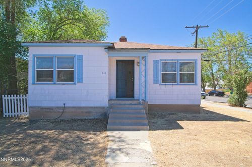 202 Claremont St, Reno, NV, 89502-2528 | Card Image