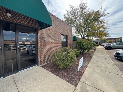 g-34 N Island Ave, Batavia, IL, 60510-1996 | Card Image