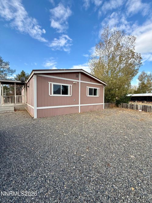 4025 Jupiter St, Winnemucca, NV, 89445-9320 | Card Image