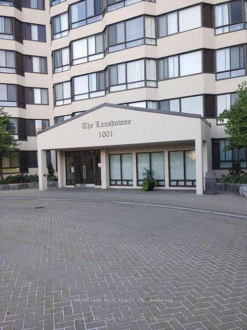 121-1001 Cedarglen Gate, Mississauga, ON, L5C4R2 | Card Image