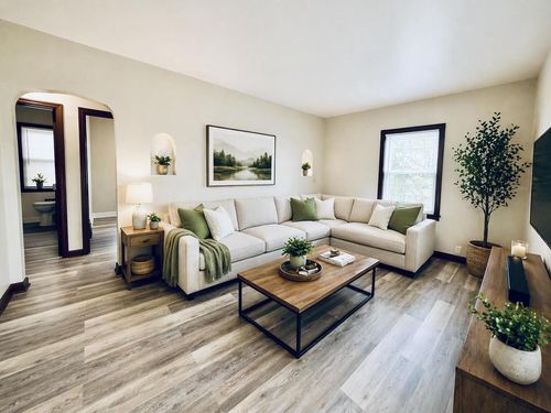 5426 W Morgan Avenue, Milwaukee, WI, 53220 | Card Image