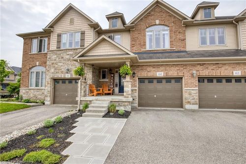64 Condor St, Kitchener, ON, N2K0B2 | Card Image