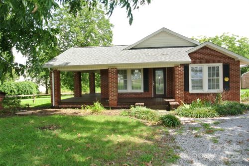 125 Faye Toney Rd, Mooresboro, NC, 28114-9655 | Card Image