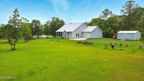 62 Treasure Pt, Carriere, MS, 39426-7333 | Card Image