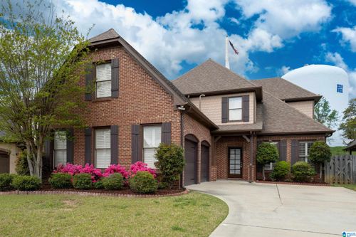 2217 Chalybe Dr, HOOVER, AL, 35226-6264 | Card Image