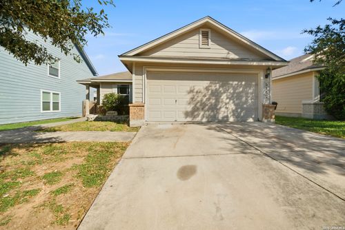 5107 Badland Beacon, Converse, TX, 78109-3659 | Card Image