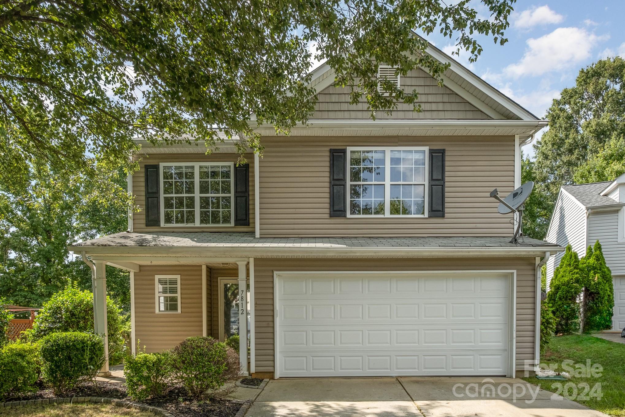 Rabbits Foot Ln, Charlotte, NC 28217
