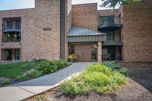 354-1906 E Shorewood Boulevard, Shorewood, WI, 53211 | Card Image