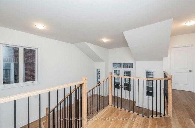 6 Swamp Sparrow Crt, House other with 4 bedrooms, 4 bathrooms and 4 parking in Caledon ON | Image 4