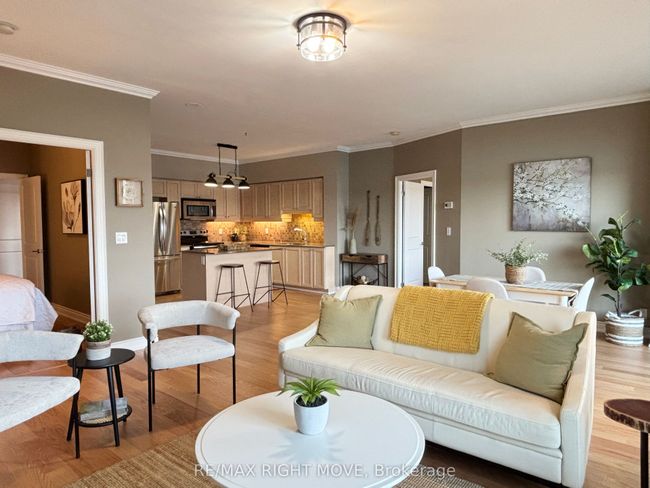504 - 80 Orchard Point Rd, Home with 1 bedrooms, 2 bathrooms and null parking in Orillia ON | Image 13