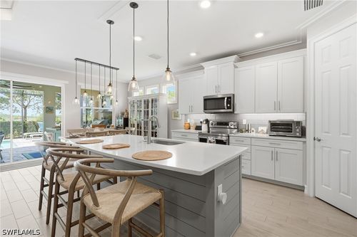 28113 Seasons Tide Ave, BONITA SPRINGS, FL, 34135-9082 | Card Image