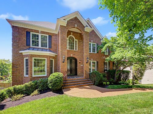 621 German Ln, Franklin, TN, 37067-2642 | Card Image