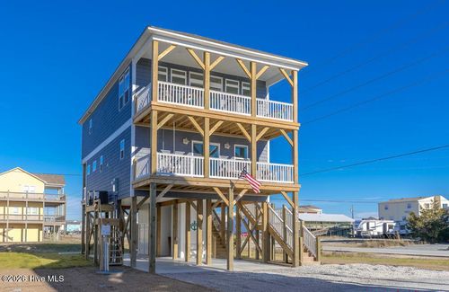 1502 Wahoo St, N Topsail Beach, NC, 28460-8231 | Card Image