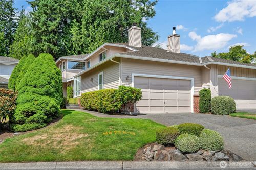 2016 Mill Pointe Dr Se, Mill Creek, WA, 98012-4800 | Card Image