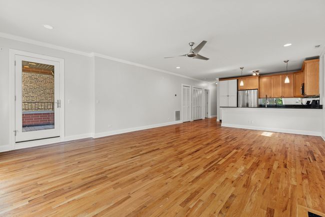 APT-2S - 830 Bradley Pl, Condo with 2 bedrooms, 2 bathrooms and 1 parking in Chicago IL | Image 6