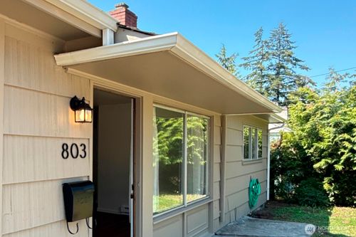 803 T St, Port Townsend, WA, 98368-3401 | Card Image