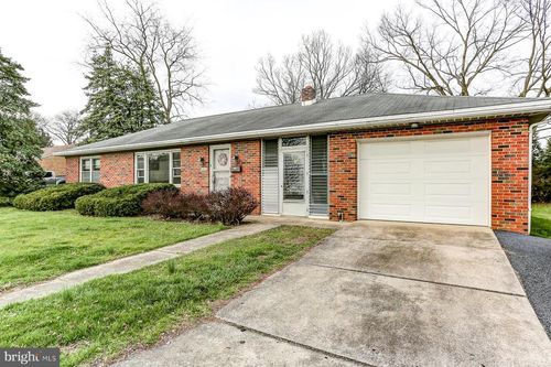 330 N 21st St, CAMP HILL, PA, 17011-3701 | Card Image