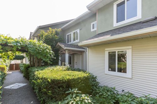 2-1233 W 16th St, North Vancouver, BC, V7P1R5 | Card Image