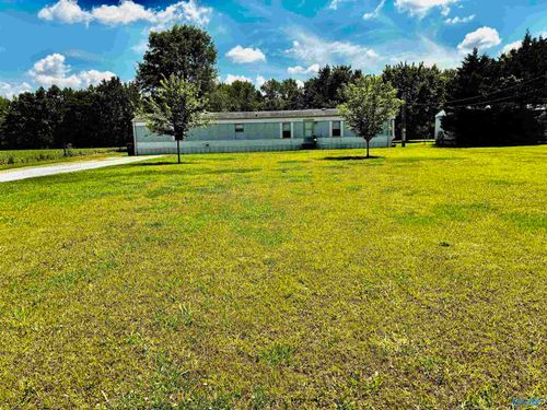 1754 Bobo Section Rd, Hazel Green, AL, 35750-8752 | Card Image