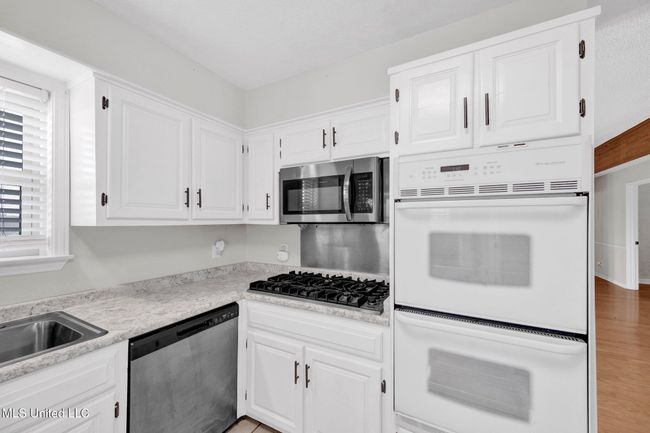Appliances will come with the home! | Image 13