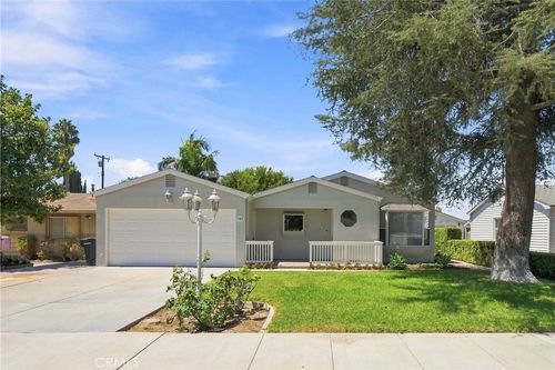 942 N Wanda Rd, Orange, CA, 92867-6214 | Card Image