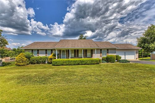 140 Beech Dr, Ligonier, PA, 15658-8700 | Card Image