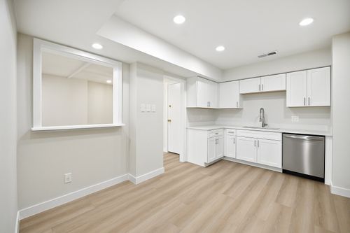 apt-313-5200 Keller Springs Rd, Dallas, TX, 75248-2740 | Card Image