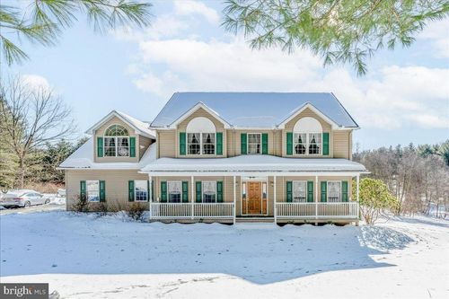 410 Maxine Dr, Lehighton, PA, 18235-5807 | Card Image