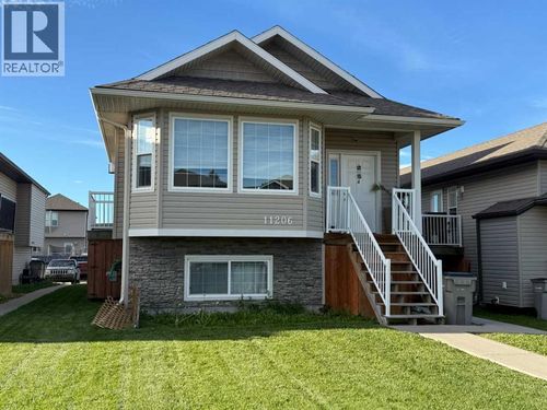 11206 75a Ave, Grande Prairie, AB, T8W0G5 | Card Image