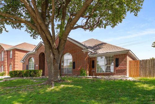 9209 Woodlake Dr, Rowlett, TX, 75088-6884 | Card Image