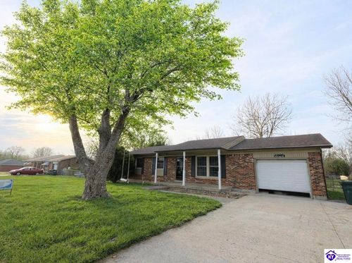 817 Pearman Ave, Radcliff, KY, 40160-1838 | Card Image