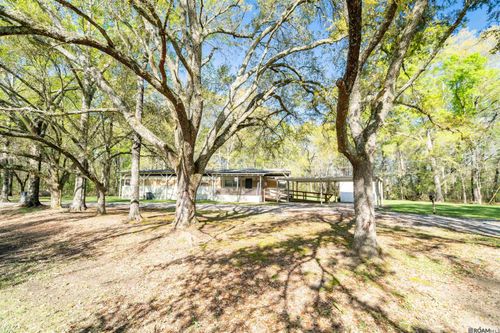 10657 Peairs Rd, Zachary, LA, 70791 | Card Image