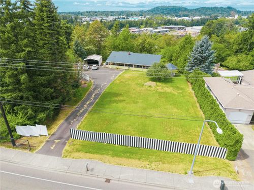 2501 E Sunset Dr, Bellingham, WA, 98226-5617 | Card Image
