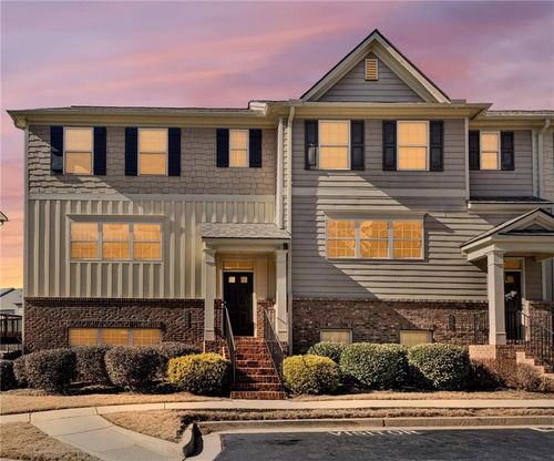 12-3898 High Dove Way Sw, Smyrna, GA, 30082-3561 | Card Image