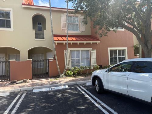 182 Lake Monterey Cir, Boynton Beach, FL, 33426-8435 | Card Image