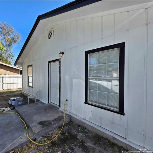 102-1503 Vanderbilt St, San Antonio, TX, 78210-5553 | Card Image