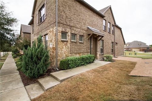 4408 Blackjack Oak Dr, Mckinney, TX, 75070-1010 | Card Image
