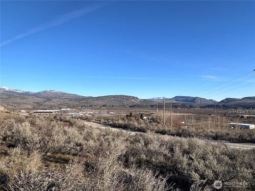 2 Pats Ln, Omak, WA, 98841-6400 | Card Image