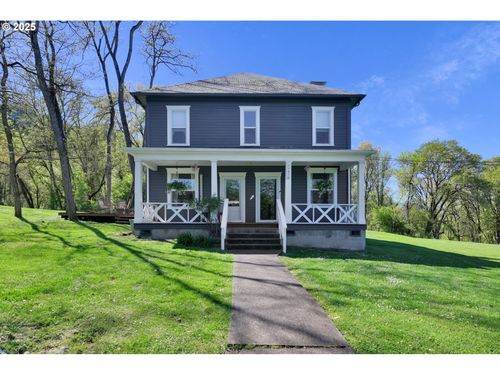 1878 Trails End Ln, Sutherlin, OR, 97479-9837 | Card Image