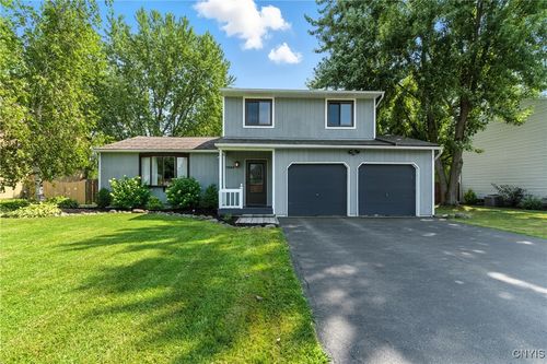 7988 Amor Dr, Clay, NY, 13041-8640 | Card Image