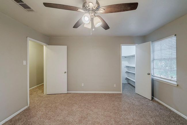 17618 Tall Cypress Dr, House other with 4 bedrooms, 3 bathrooms and 2 parking in Spring TX | Image 20